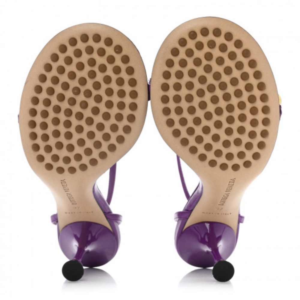 Bottega Veneta Lambskin Dot 90mm Sandals - Picture 2 of 3